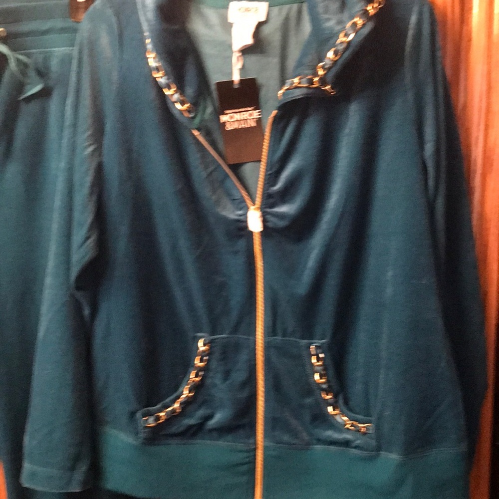 Ladies activewear set